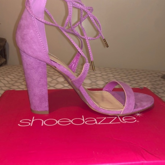 SHOEDAZZLE HEELS - Picture 1 of 3